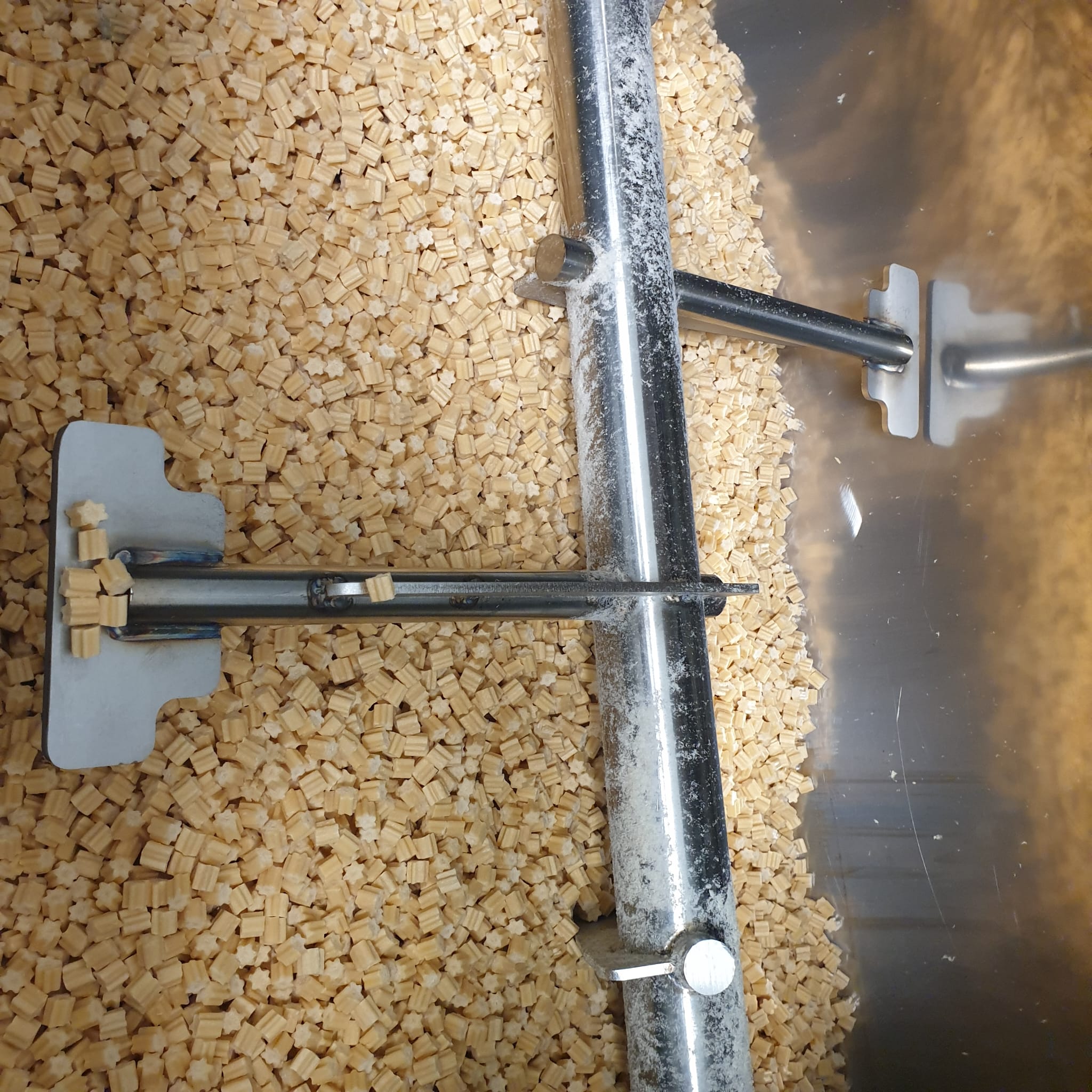 WhatsApp Image 2024-11-27 at 08.26.00_dc8b3153 Food Waste on-site processing machine